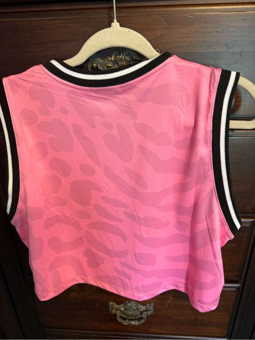 Zumba Fitness Pink Sleeveless Crop Top with Black Trim - Picture 2 of 3